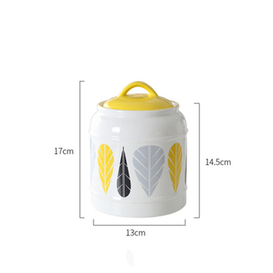 Large-capacity kitchen food bottle with lid